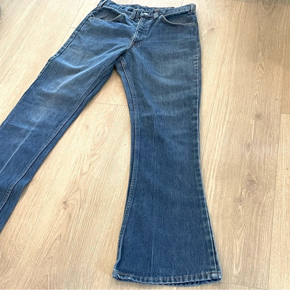 (Hold for Baylei1958) Vintage Levi’s Bell Bottom Flare Size 30 - Picture 3 of 15